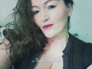 AmyBlondeHot