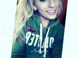 Audrey_skye