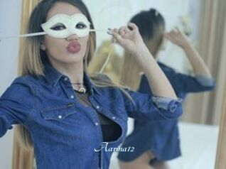 Aarina12