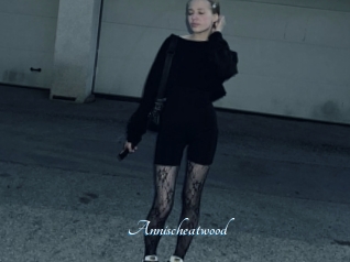 Annischeatwood