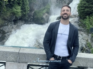 Aronmusclesman