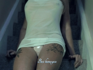 Bee_honeyxx