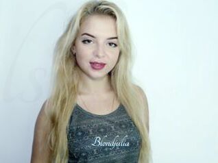 Blondjulia
