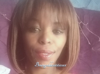 Brwngoddesstitiesxx