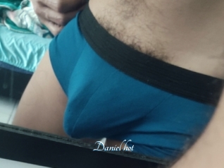 Daniel_hot