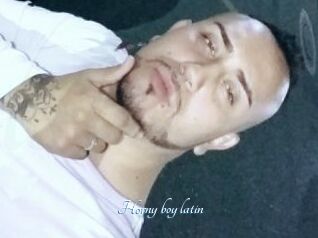 Horny_boy_latin