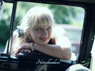 Hottyblondexx