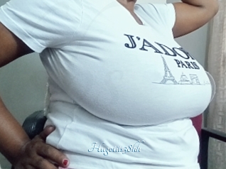 Hugetits38hh