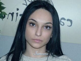 Izziecuttie