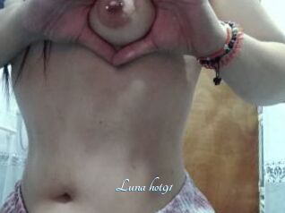 Luna_hot91