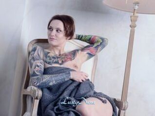 LustyNina