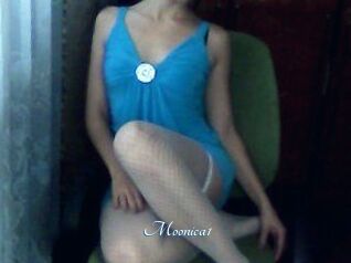 Moonica1
