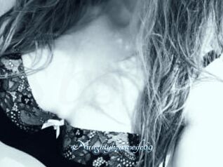 Naughtyhousewife69