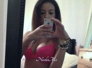 NicoleMe