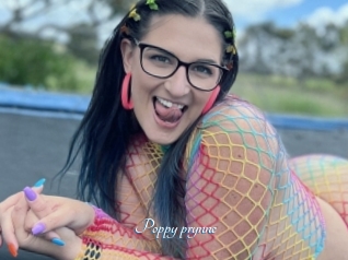 Poppy_prynne