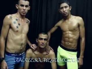 THREESOMEGUYSXXX