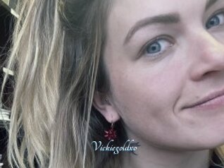 Vickiegoldxo