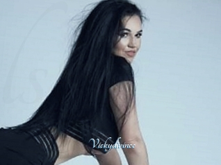 Vickydivinee